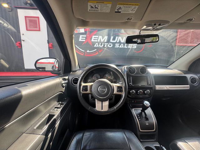 2016 Jeep Compass Image 24