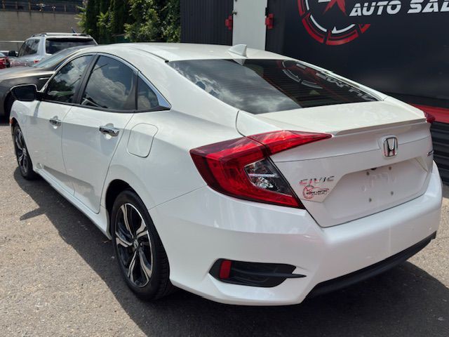 2017 Honda Civic Image 4