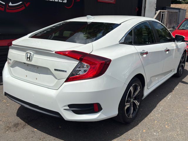 2017 Honda Civic Image 7