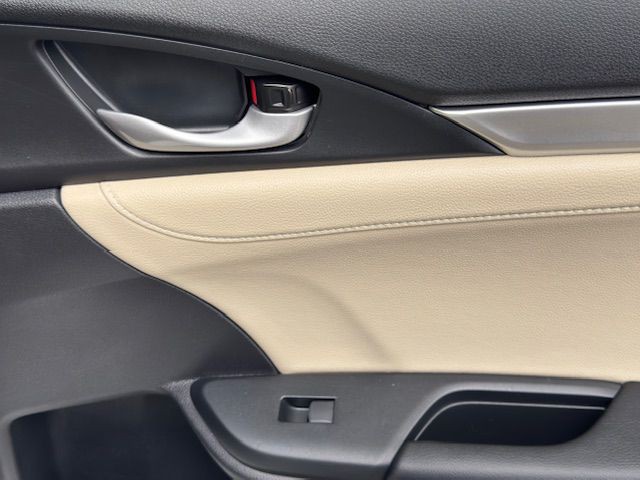 2017 Honda Civic Image 23