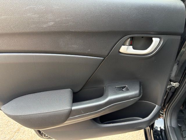 2015 Honda Civic Image 16