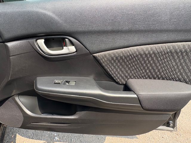 2015 Honda Civic Image 19