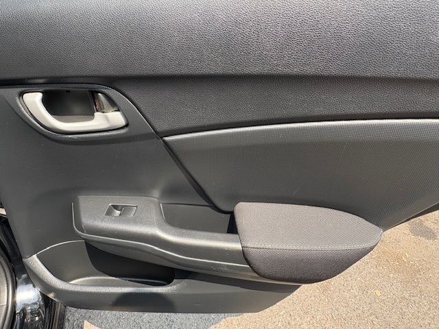 2015 Honda Civic Image 22