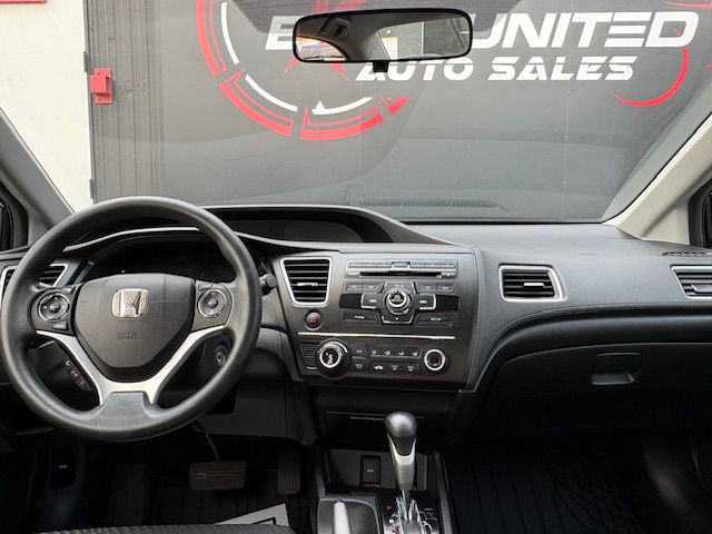 2015 Honda Civic Image 23