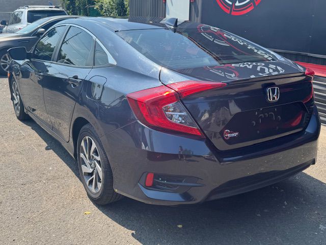 2018 Honda Civic Image 4