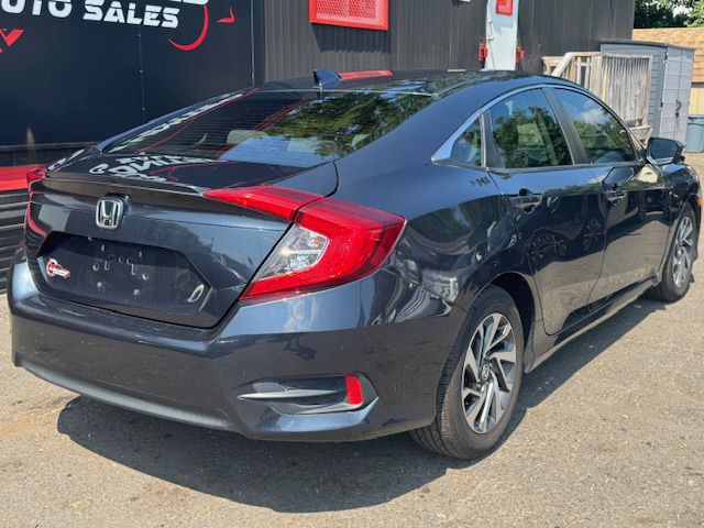 2018 Honda Civic Image 7