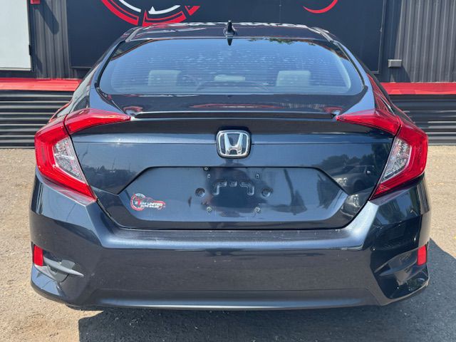 2018 Honda Civic Image 9