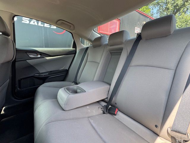 2018 Honda Civic Image 16