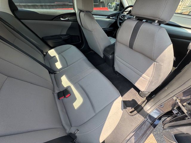2018 Honda Civic Image 21