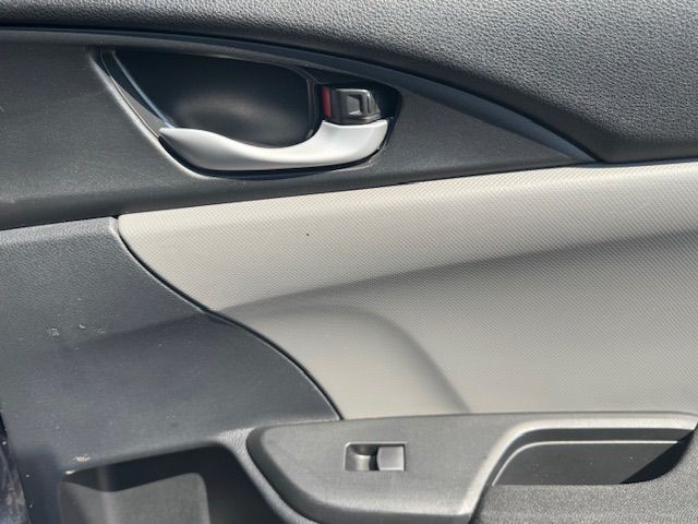 2018 Honda Civic Image 23