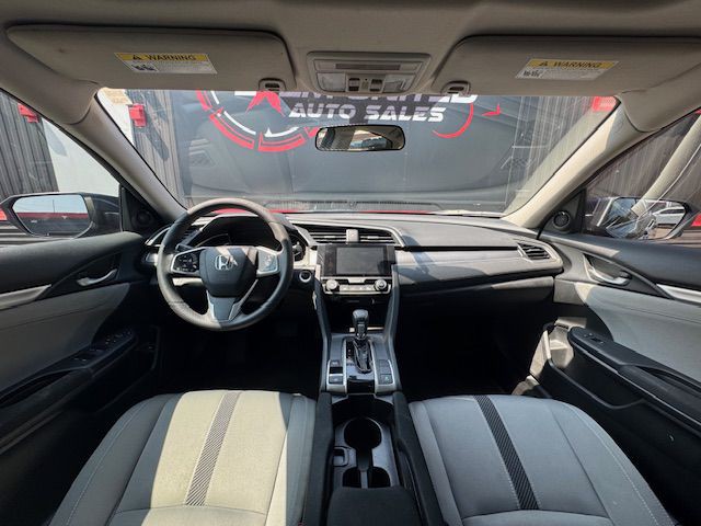 2018 Honda Civic Image 24