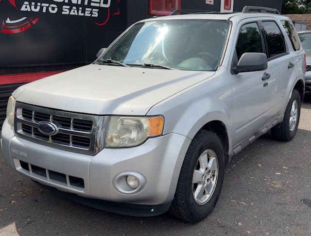 2009 Ford Escape Image 2