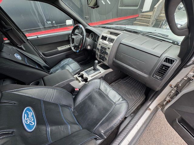 2009 Ford Escape Image 17