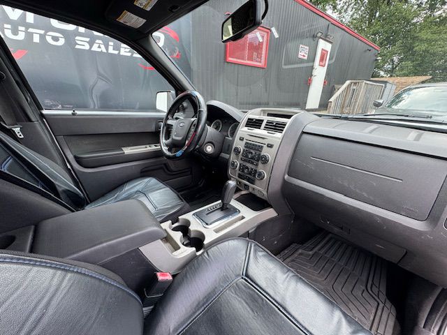 2009 Ford Escape Image 18