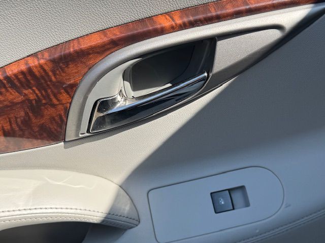 2012 Buick Lacrosse Image 17