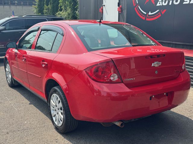 2010 Chevrolet Cobalt Image 4
