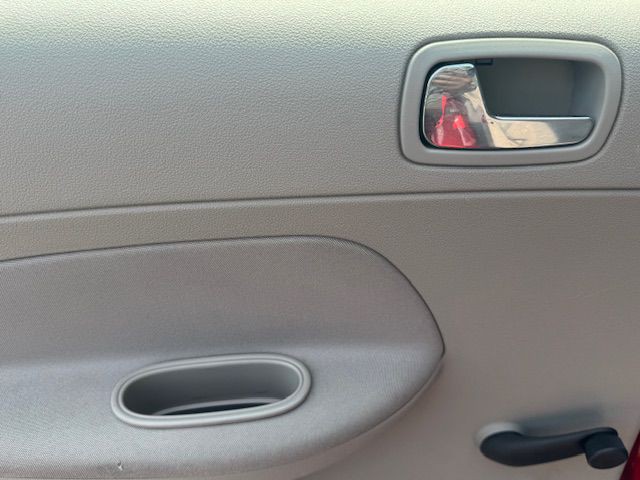 2010 Chevrolet Cobalt Image 16