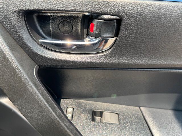 2018 Toyota Corolla Image 20