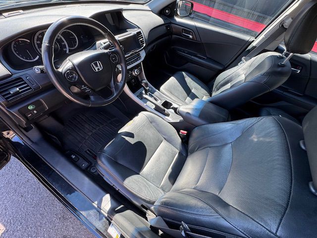 2013 Honda Accord Image 12