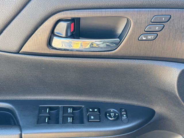 2013 Honda Accord Image 13