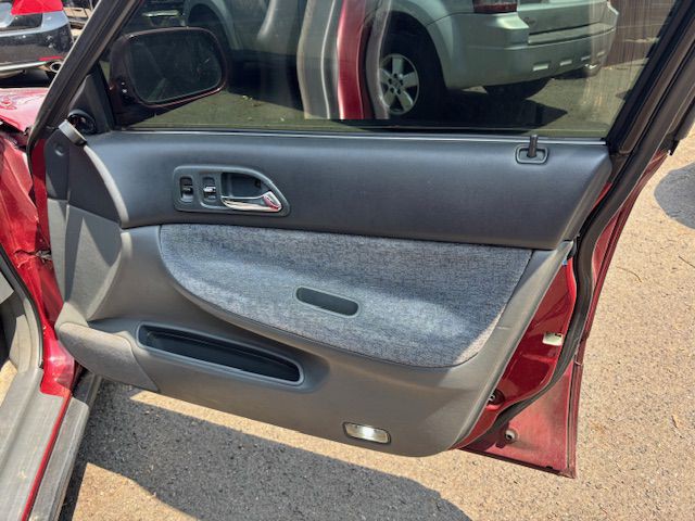 1997 Honda Accord Image 9