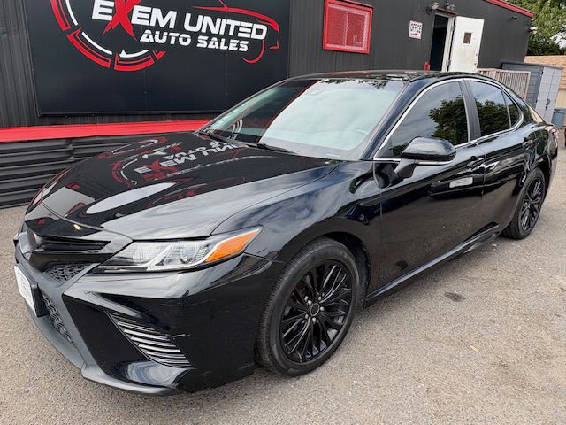 2018 Toyota Camry Image 2