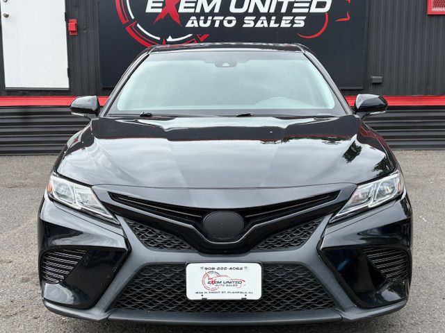 2018 Toyota Camry Image 8