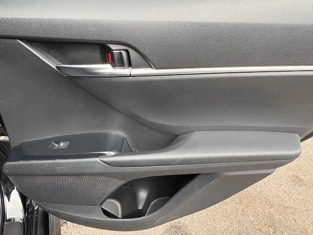 2018 Toyota Camry Image 22