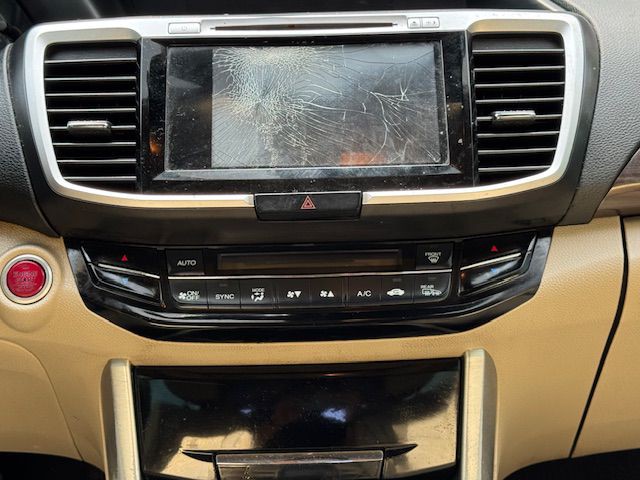 2017 Honda Accord Image 26