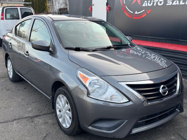 2016 Nissan Versa Image 7