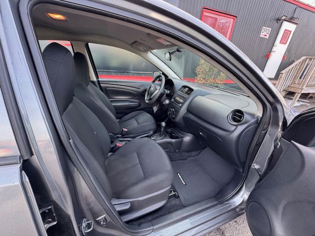 2016 Nissan Versa Image 16