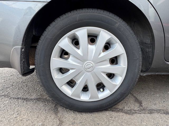 2016 Nissan Versa Image 29