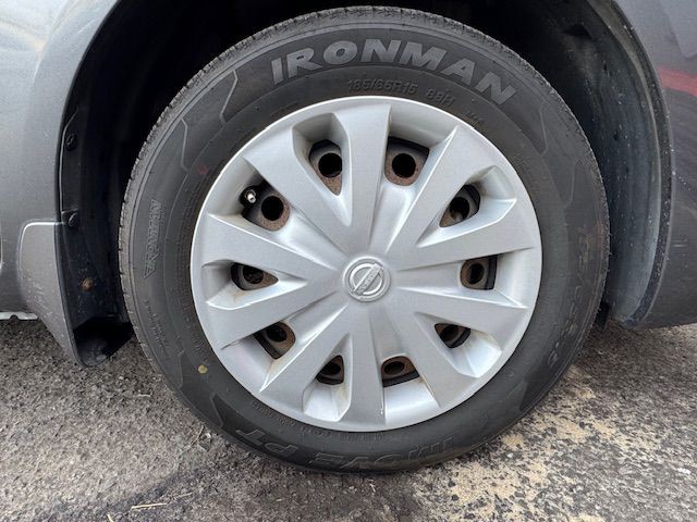 2016 Nissan Versa Image 30