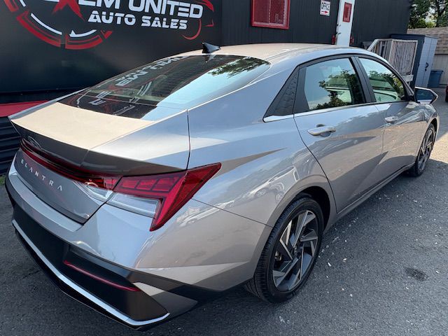 2024 Hyundai Elantra Image 7