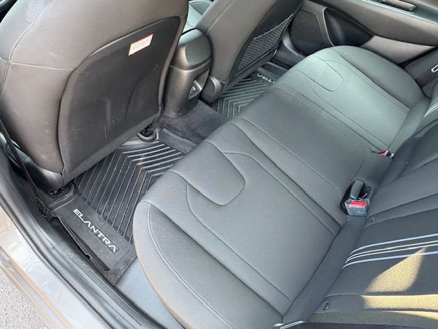2024 Hyundai Elantra Image 15