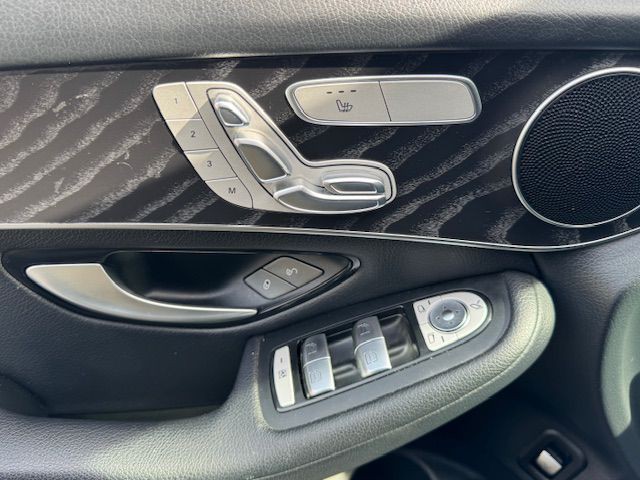 2017 Mercedes-Benz GLC-Class Image 13