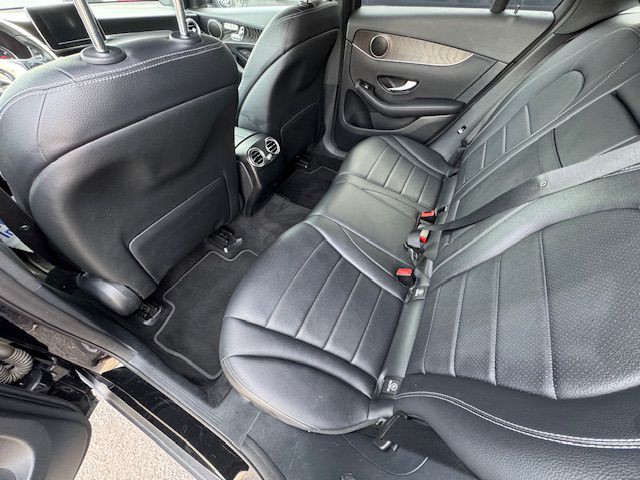 2017 Mercedes-Benz GLC-Class Image 14