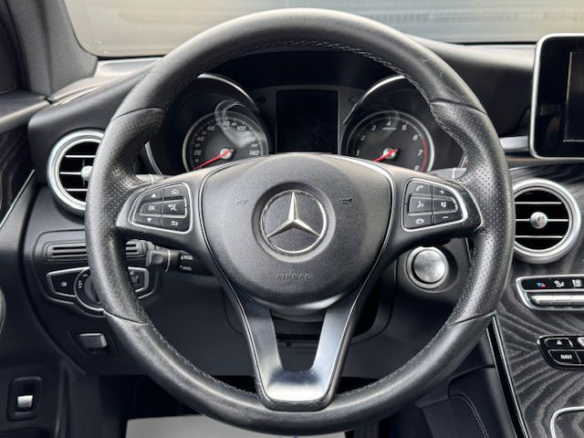 2017 Mercedes-Benz GLC-Class Image 26