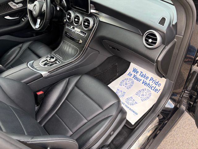 2017 Mercedes-Benz GLC-Class Image 17