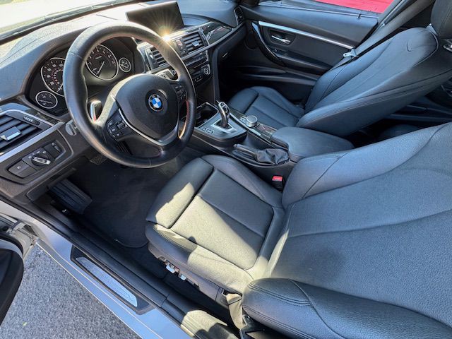 2018 BMW 3 Series Image 8