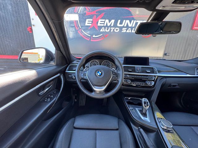 2018 BMW 3 Series Image 22