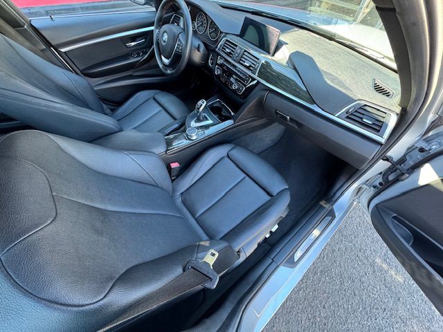 2018 BMW 3 Series Image 15