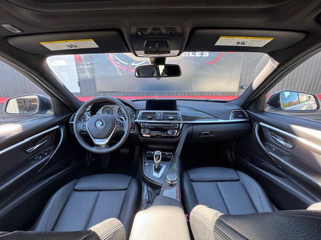 2018 BMW 3 Series Image 21