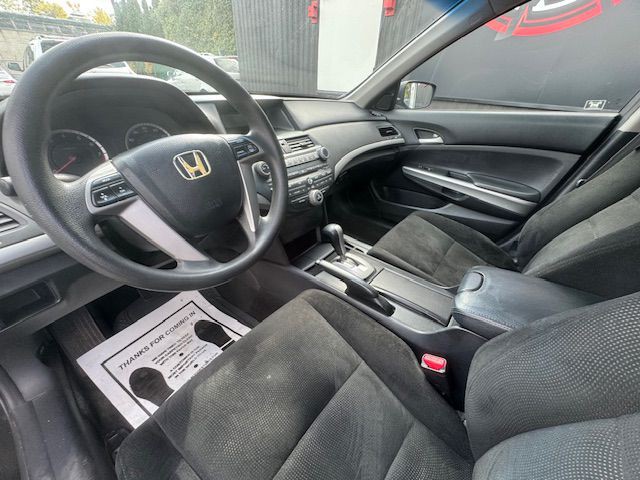 2010 Honda Accord Image 12