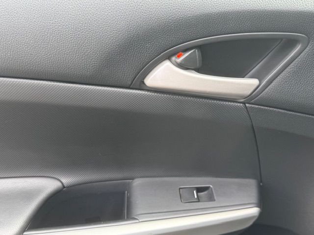 2010 Honda Accord Image 17