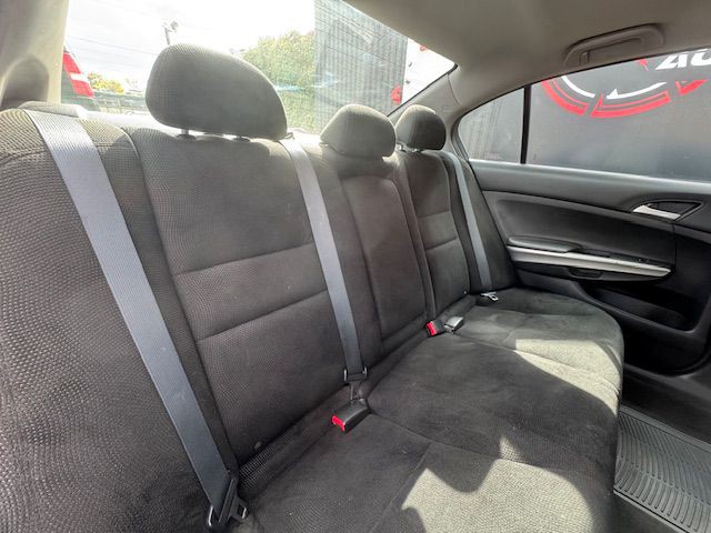 2010 Honda Accord Image 20