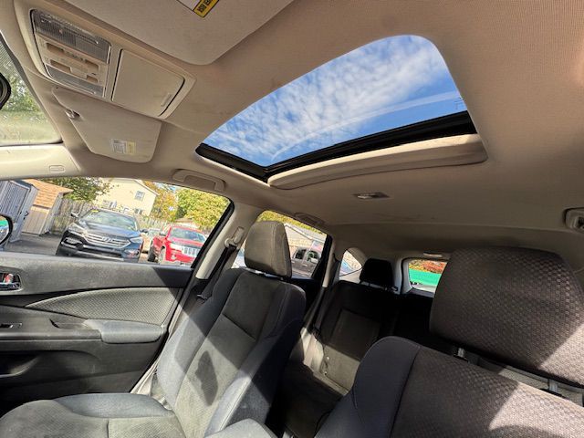 2015 Honda CR-V Image 28