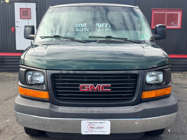 2016 GMC Savana Image 8
