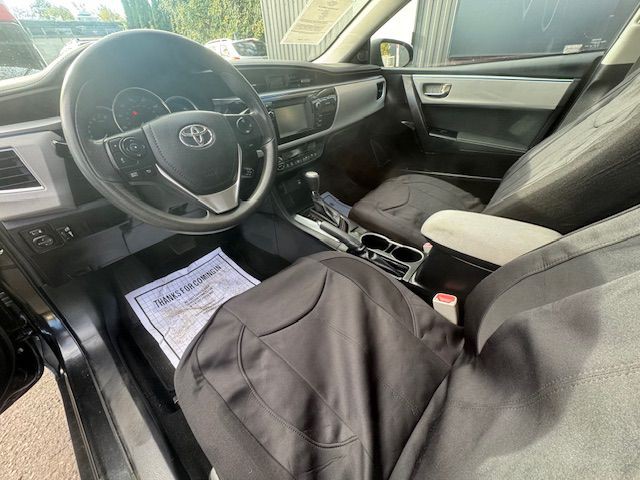 2015 Toyota Corolla Image 11
