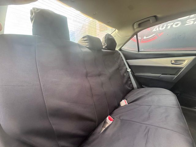 2015 Toyota Corolla Image 19